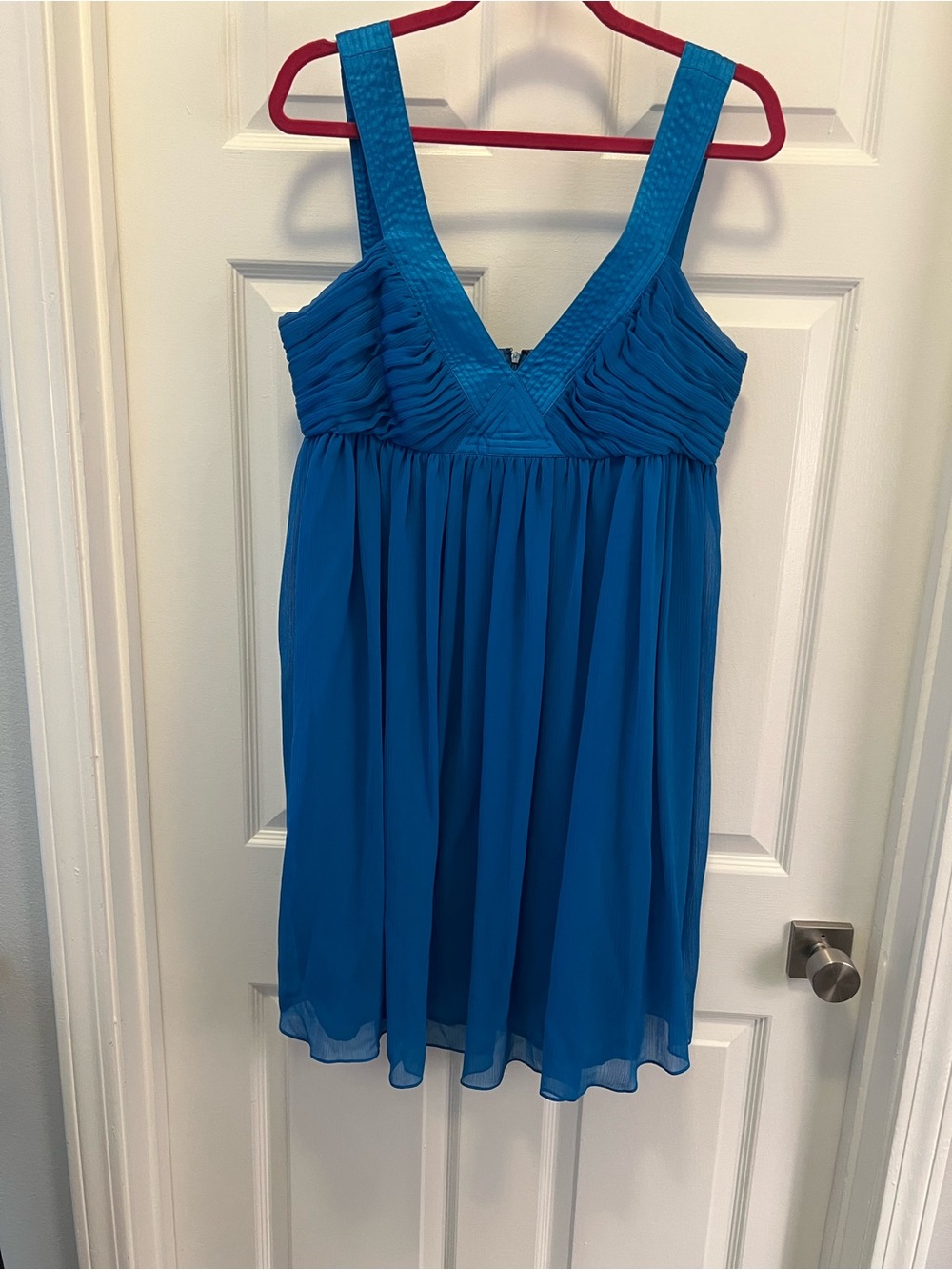 London Times Turquoise Blue Sleeveless Chiffon V-Neck Dress